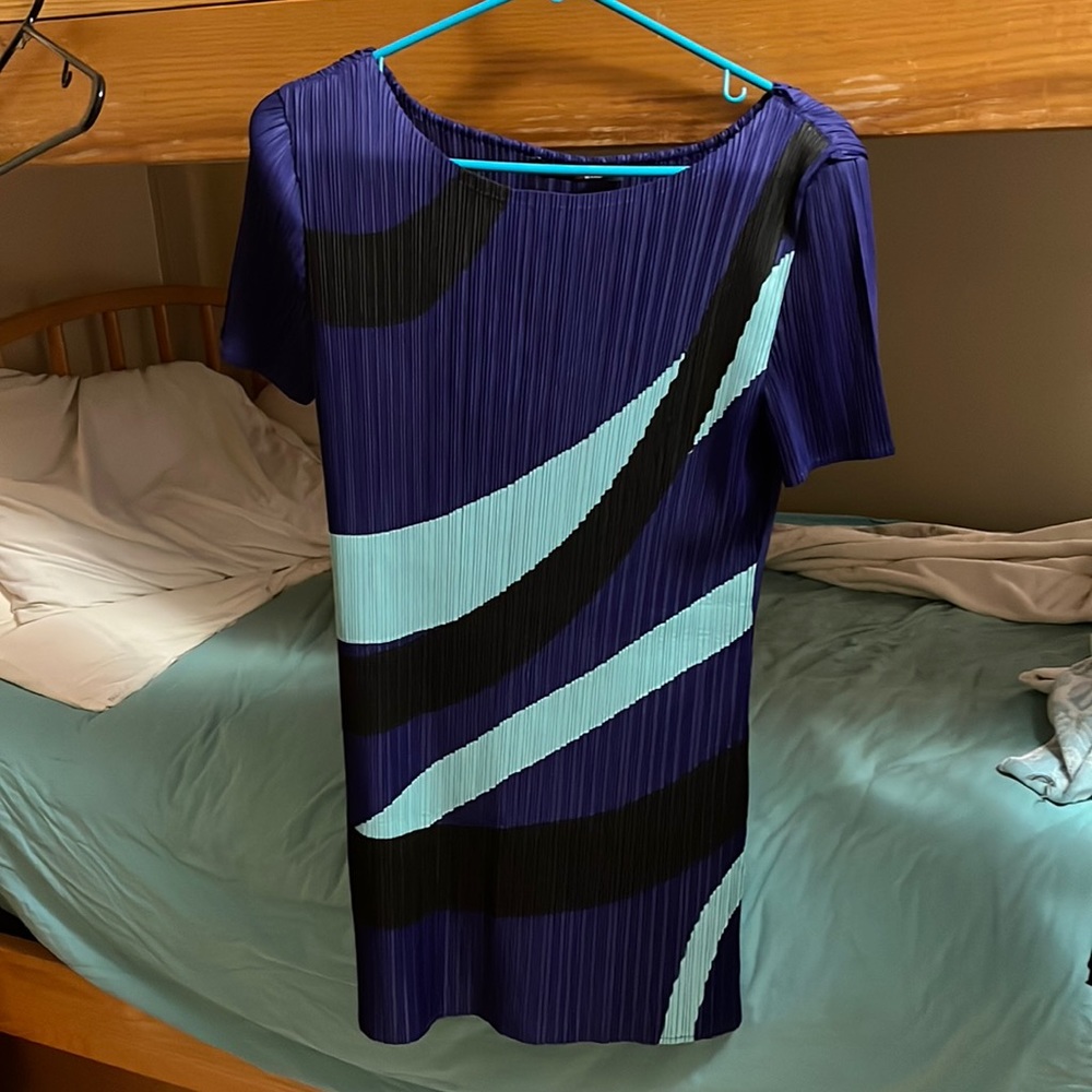 Pleated purple shirt